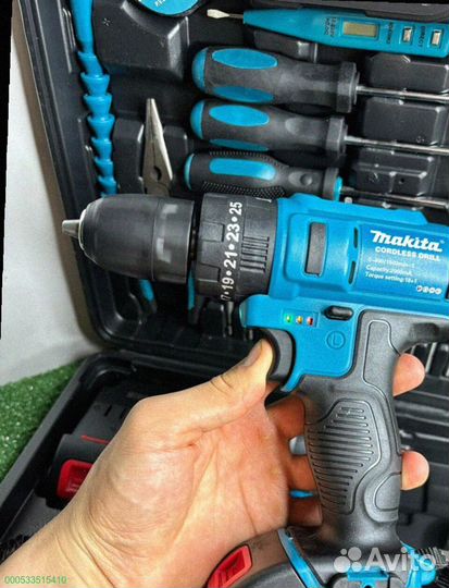 Шуруповерт Makita 26V с набором инструментов (Арт