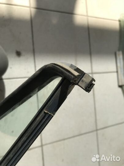 Форточка задней правой двери Нексия N150