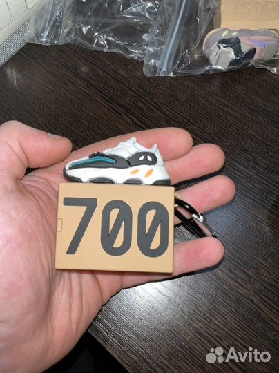 Чехол для airpods 1/2 adidas