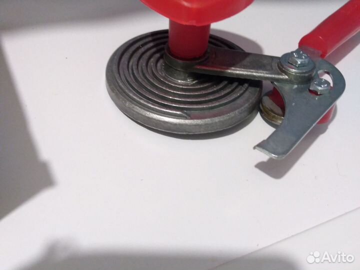 Закаточная машинка