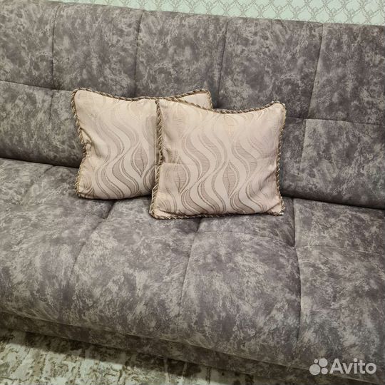 Абсолютно новые чехлы на думки цена за всё