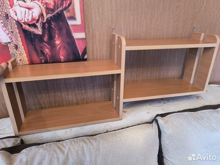 Полки белая и коричневая