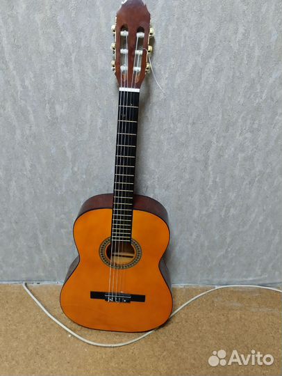 Классическая гитара бу