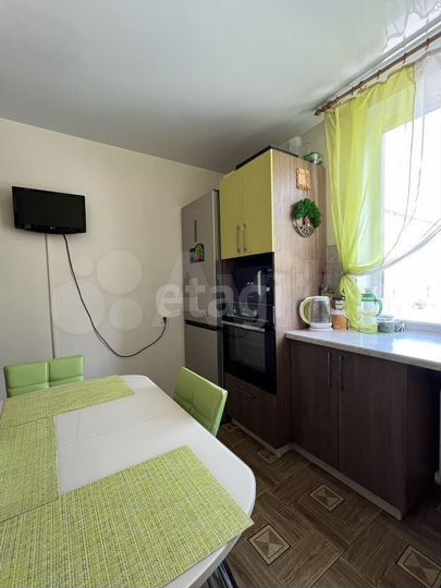 3-к. квартира, 58 м², 2/5 эт.