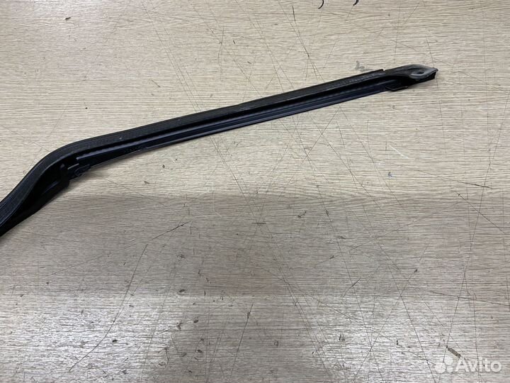 Сенсор датчик задней правой двери Toyota Alphard 3