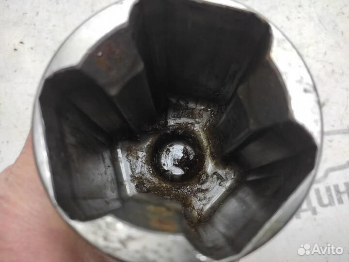 Привод передний правый w221 S-class 273.968