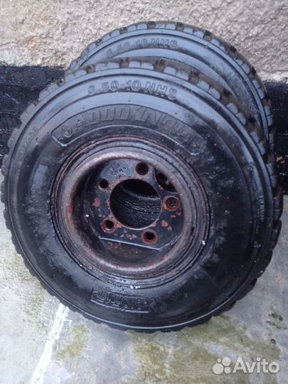 Колёса на вилочный погрузчик