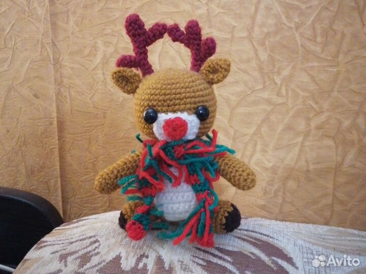 Игрушка вязаная. Олененок
