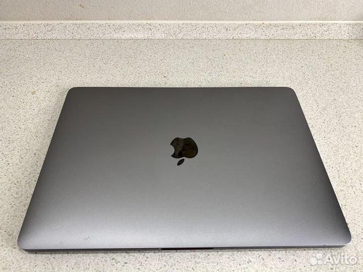 Apple MacBook Pro 13 2019