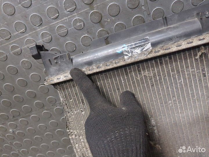 Радиатор охлаждения двигателя Renault Kangoo, 2009