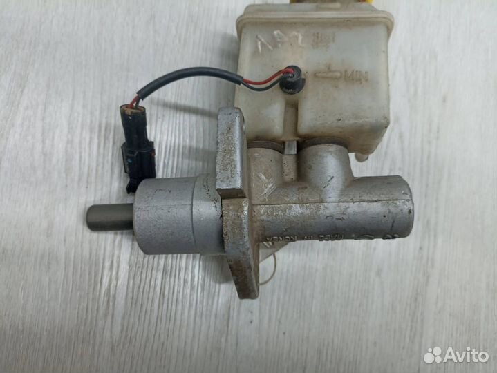 Цилиндр тормозной с бачком Chevrolet Lacetti