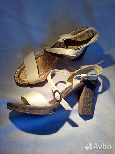 Босоножки женские 38 размер