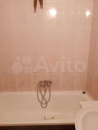 2-к. квартира, 54 м², 1/5 эт.