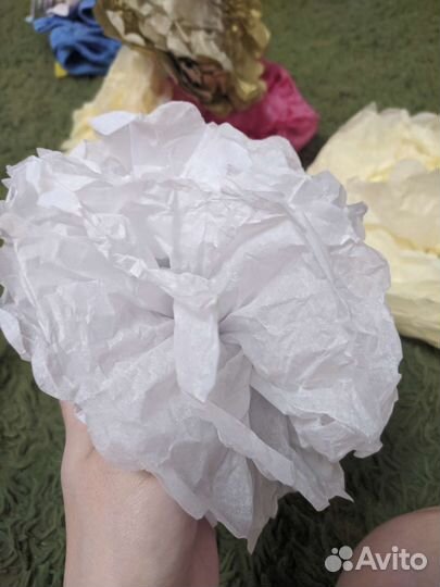 Декор на день рождения, бумажные цветы, отдам