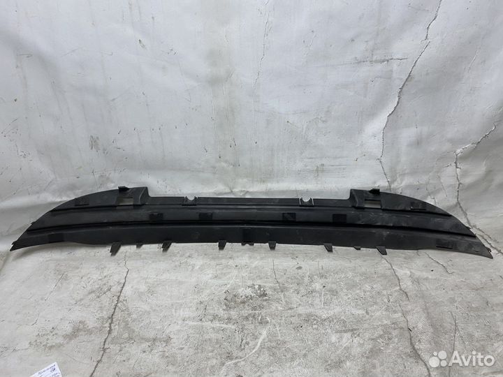 Решетка в бампер передняя peugeot 308 07-11