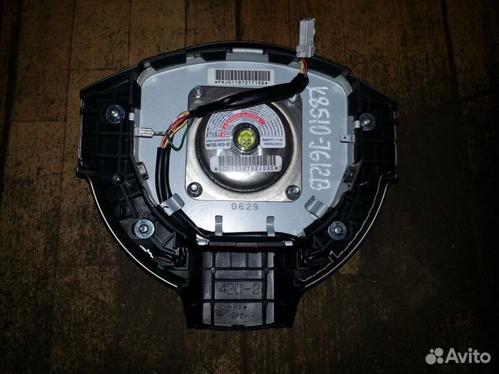 Подушка безопасности в руль Nissan X-Trail T31