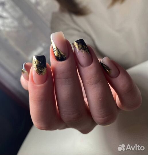 Маникюр / Педикюр / Наращивание