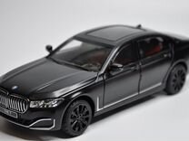 Модель автомобиля BMW M760Li xDrive v12 металл