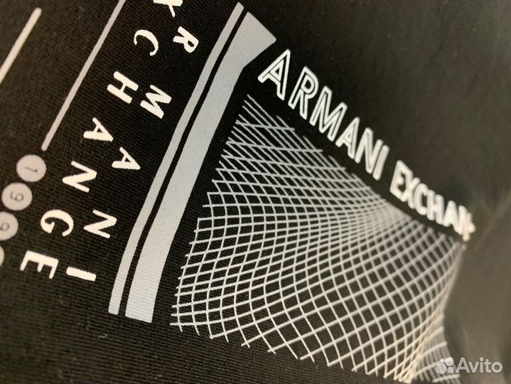 Футболка Armani Exchange черная