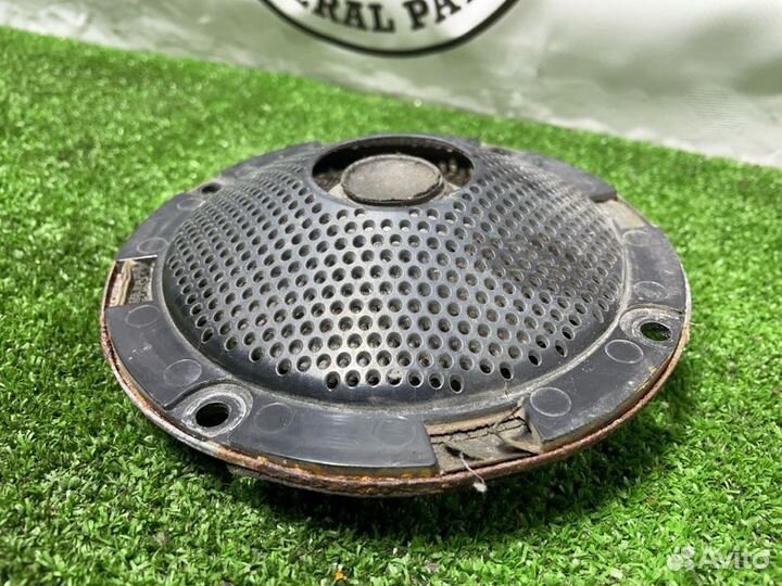 Динамик передний правый Toyota Land Cruiser HDJ81