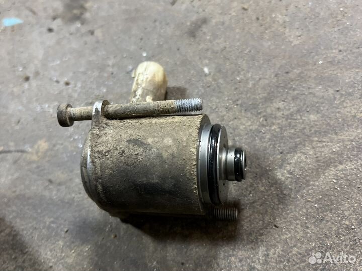 Сервотроник рулевой рейки bmw e70