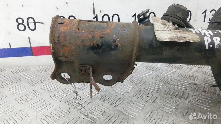 Стойка амортизатора переднего правого Kia Venga