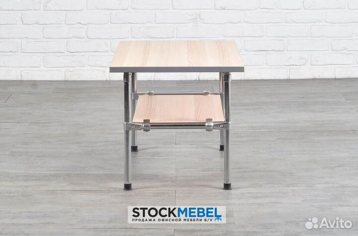 Офисная мебель. Стол журнальный