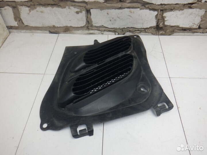 Воздухозаборник (наружный) Peugeot 206