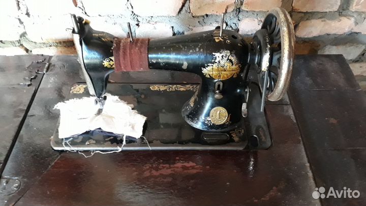 Швейная машинка зингер антикварная