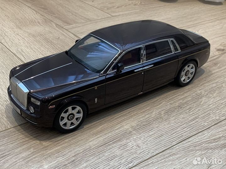 Модель Rolls-Royce Phantom Dragon Edition 1:18