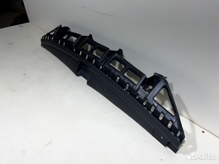 Накладка замка капота передняя Hyundai Solaris 2