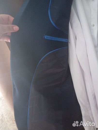 Костюм школьный