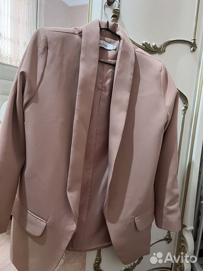 Пиджак женский classic