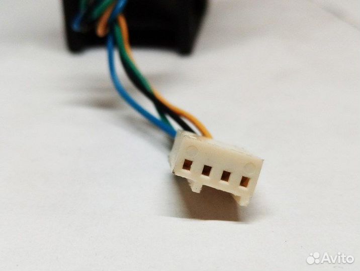 Вентилятор 92x92x38 DC 12V 0.3A AVC DS09238R12XP0