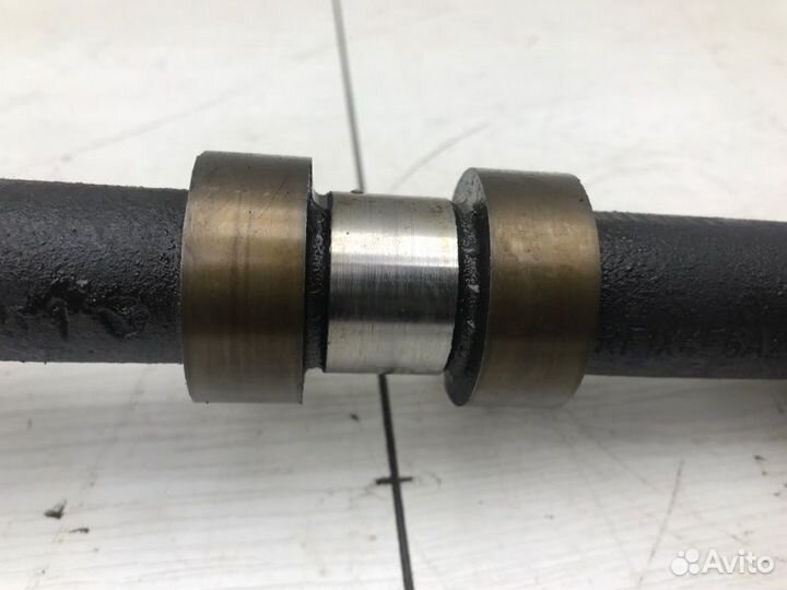 Распредвал выпускной Jaguar X-Type 1 2004