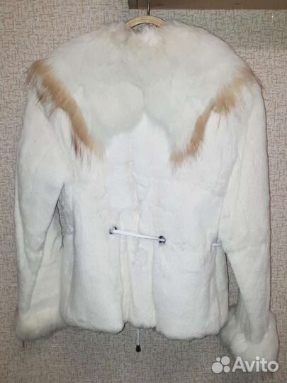 Шуба натуральная 40-44р