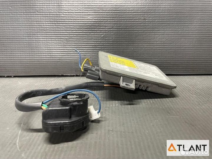 Блок ксенона mazda MPV