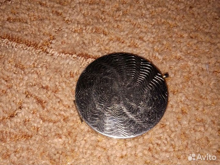 Зеркало карманное фирменное