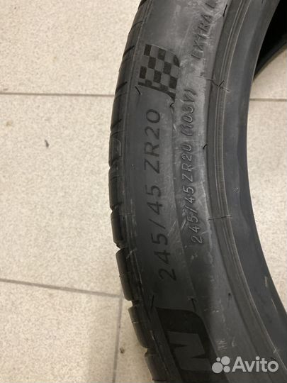 Michelin Pilot Sport 4 S 245/40 R20