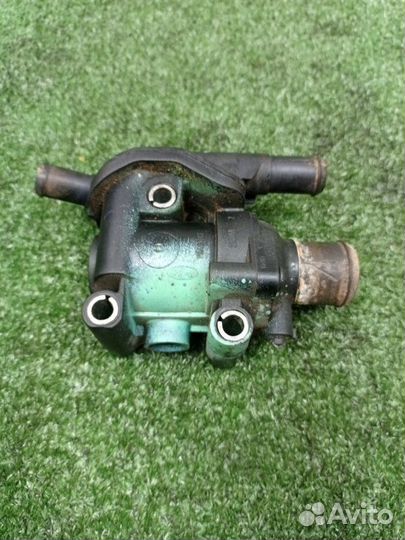 Корпус термостата Ford Focus 1 хетчбэк 1.8 eyde