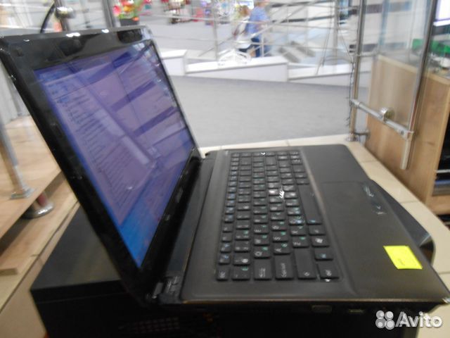 Ноутбук Asus i3