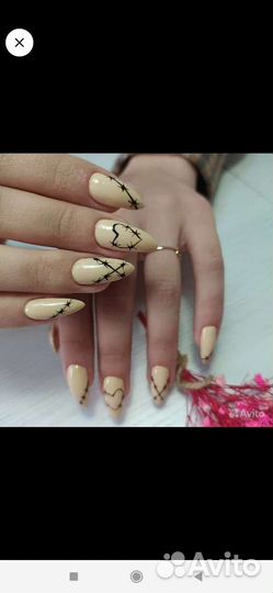 Маникюр с покрытием гель-лаком