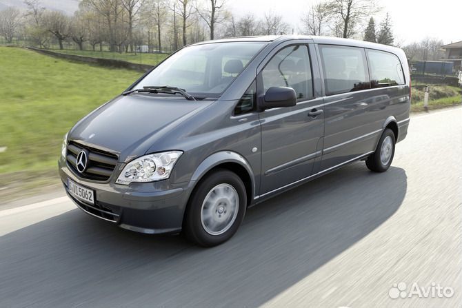 Лобовое стекло Mercedes W639 Vito / Viano