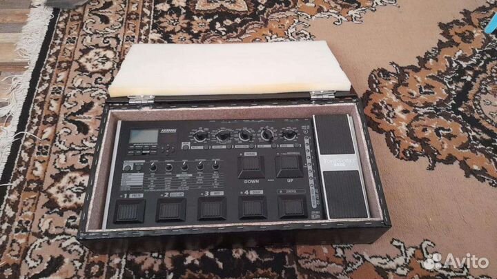 Гитарный процессор korg AX3000G