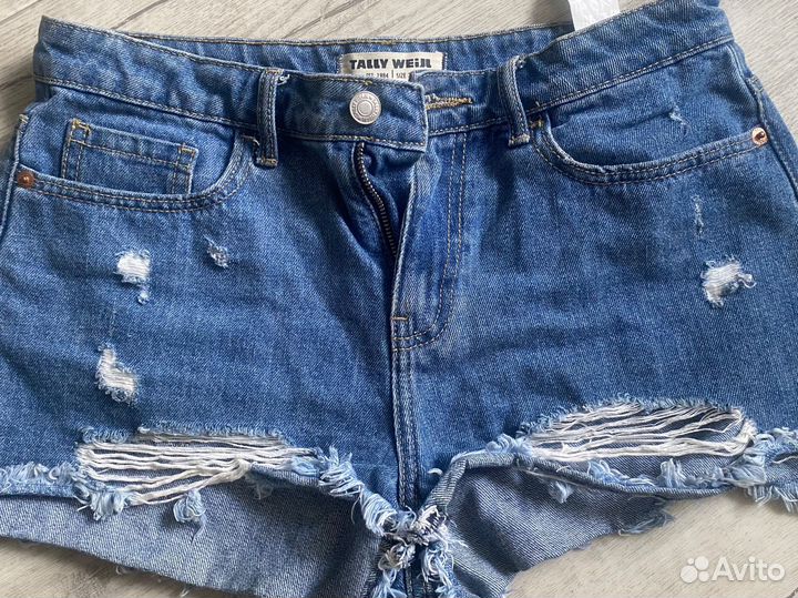 Шорты женские