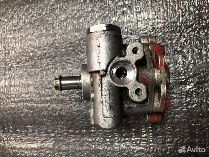 Насос гур Renault Duster 1