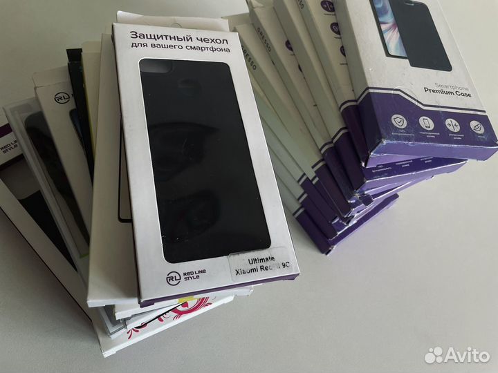 Чехлы на телефон