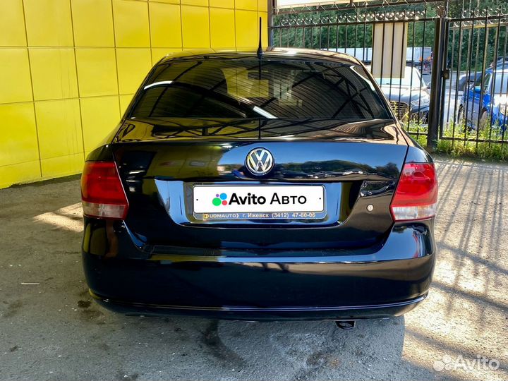 Volkswagen Polo 1.6 AT, 2013, 153 190 км