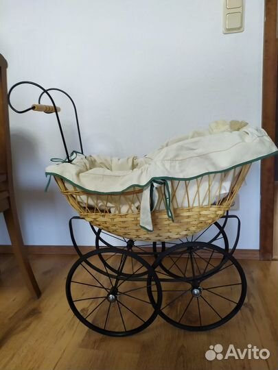 Коляска для кукол винтажная