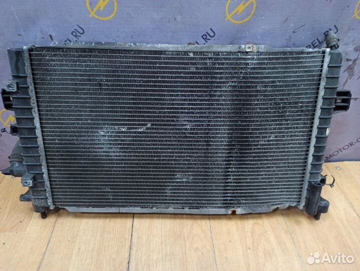 Радиатор двс Opel Astra H Z19DT 2004-2010